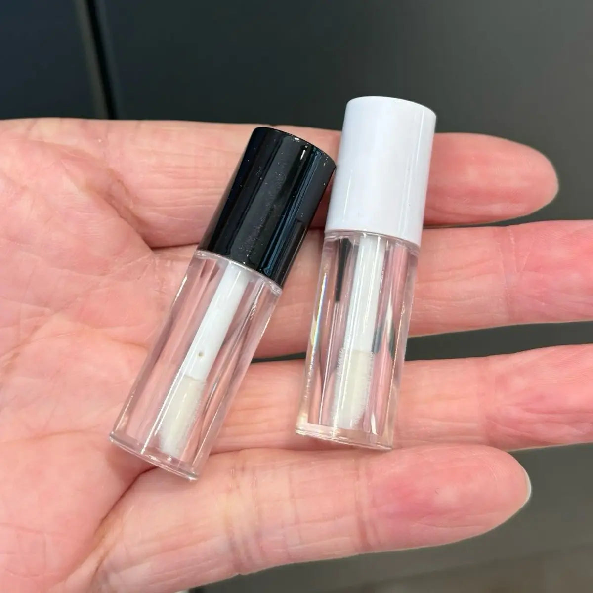 6  Plastic Lip Gloss Tubes 💋